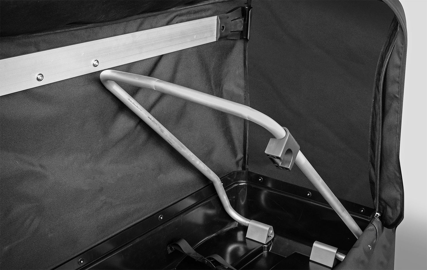 Eufab Transportbox für Fahrradträger – Bild 5